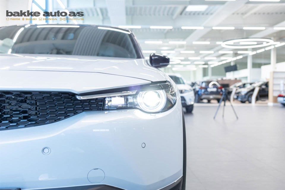 Mazda MX-30 e-SkyActiv Cosmo 5d