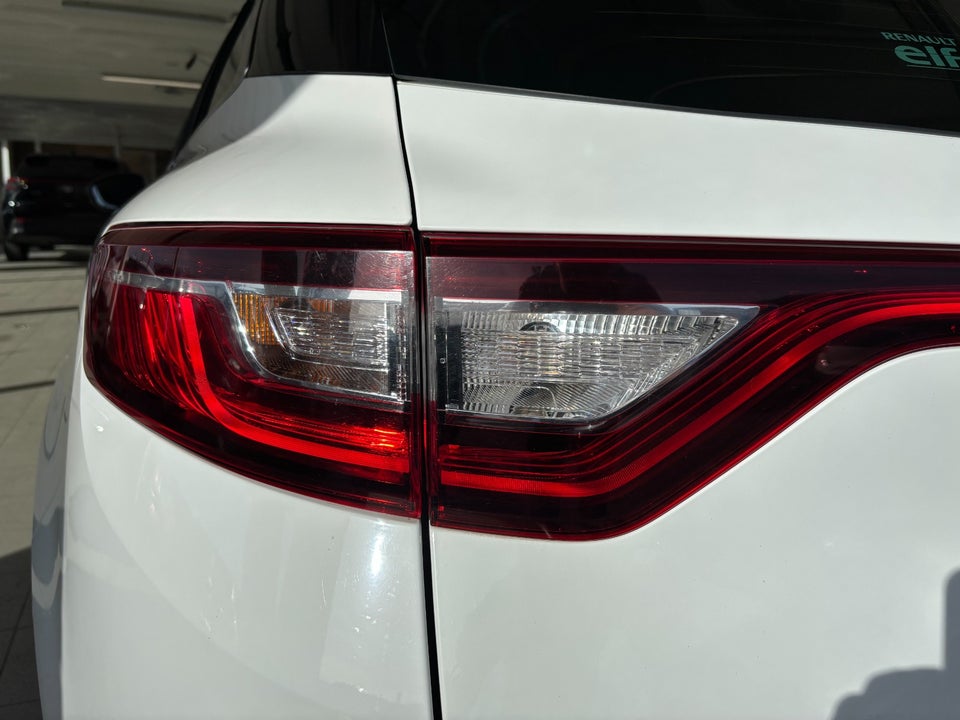 Renault Megane IV 1,2 TCe 100 Zen Sport Tourer 5d