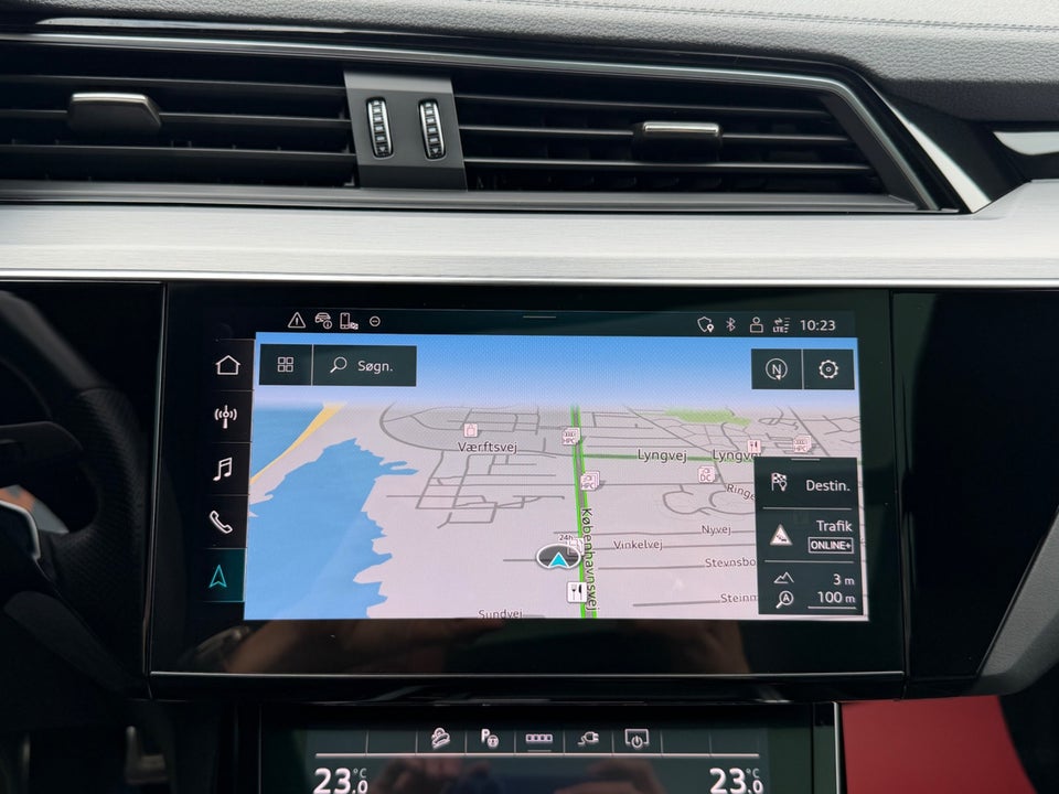 Audi Q8 e-tron 55 S-line Sportback quattro 5d