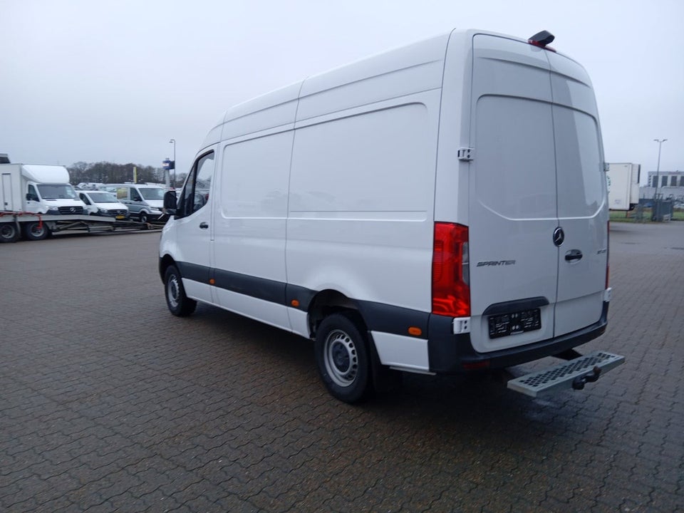 Mercedes Sprinter 317 2,0 CDi A2 Kassevogn PRO RWD