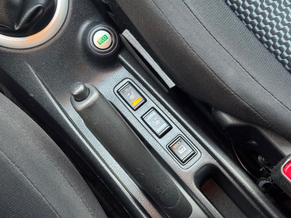 Nissan Note 1,2 Tekna 5d