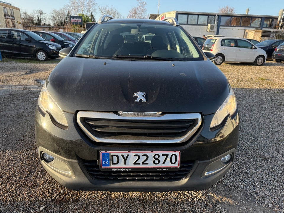 Peugeot 2008 1,2 VTi 82 Allure Sky 5d