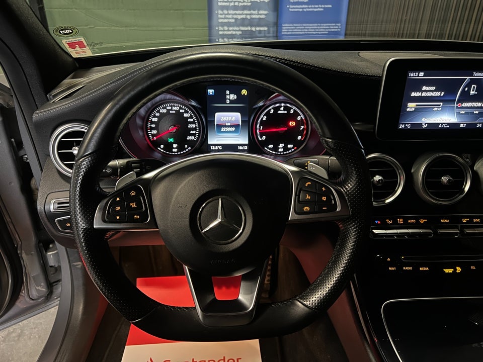 Mercedes C200 2,0 AMG Line stc. aut. 5d