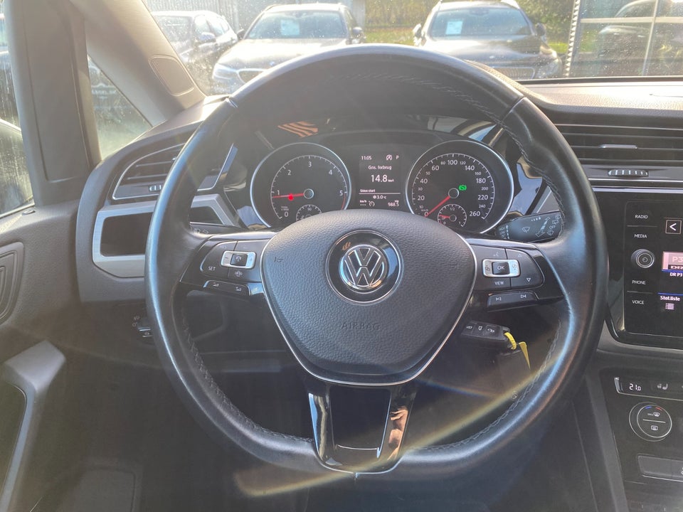 VW Touran 1,6 TDi 115 Comfortline DSG 7prs 5d