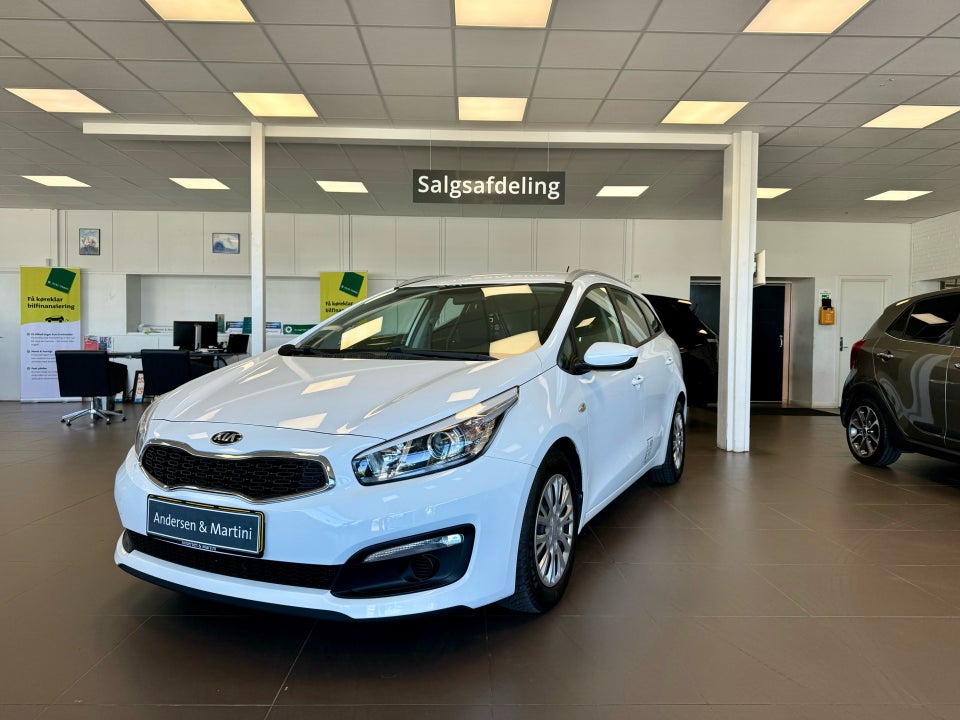 Kia Ceed 1,6 CRDi 136 Attraction SW Van 5d