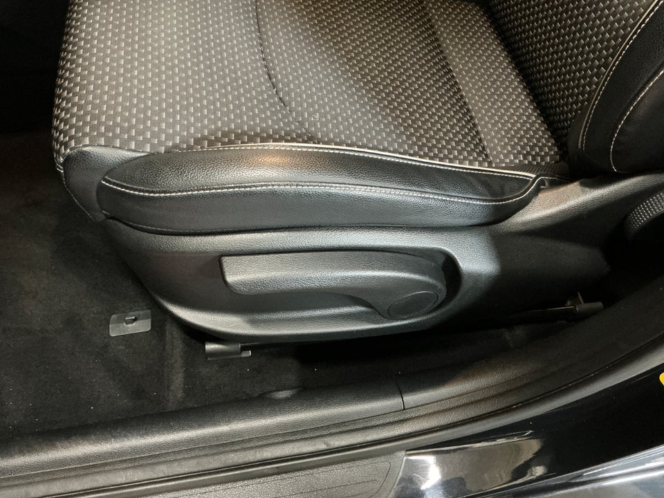 Kia Ceed 1,4 T-GDi Comfort SW DCT 5d