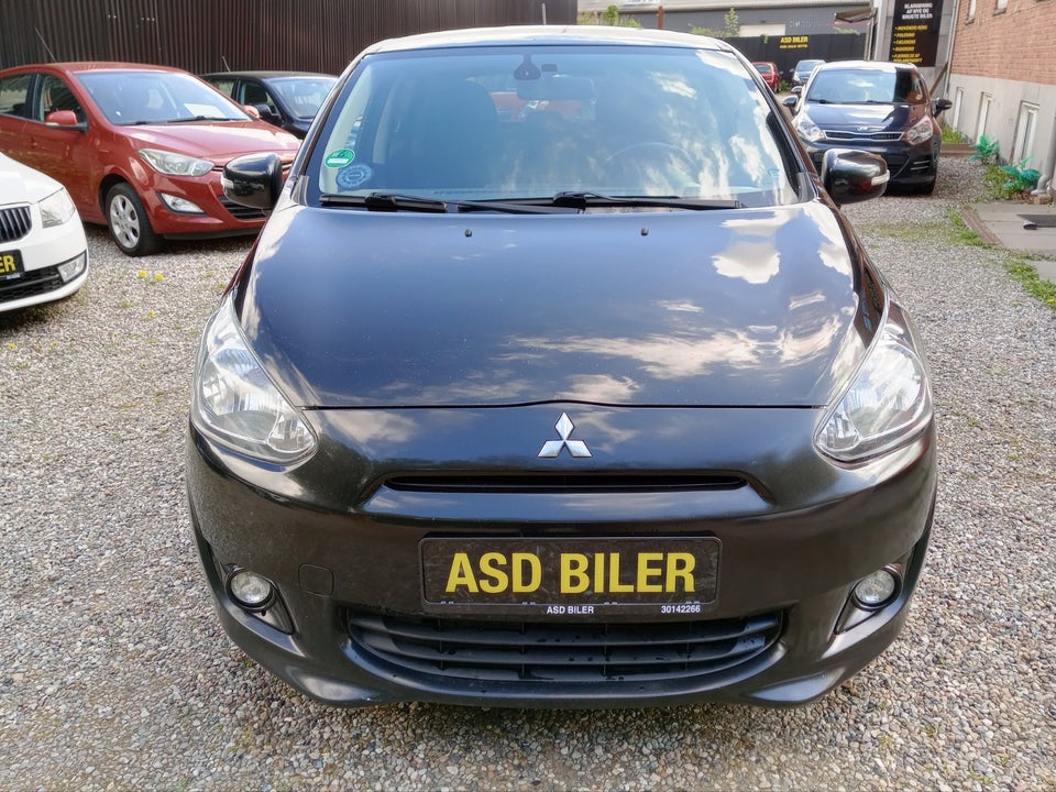 Mitsubishi Space Star 1,2 Black & White 5d