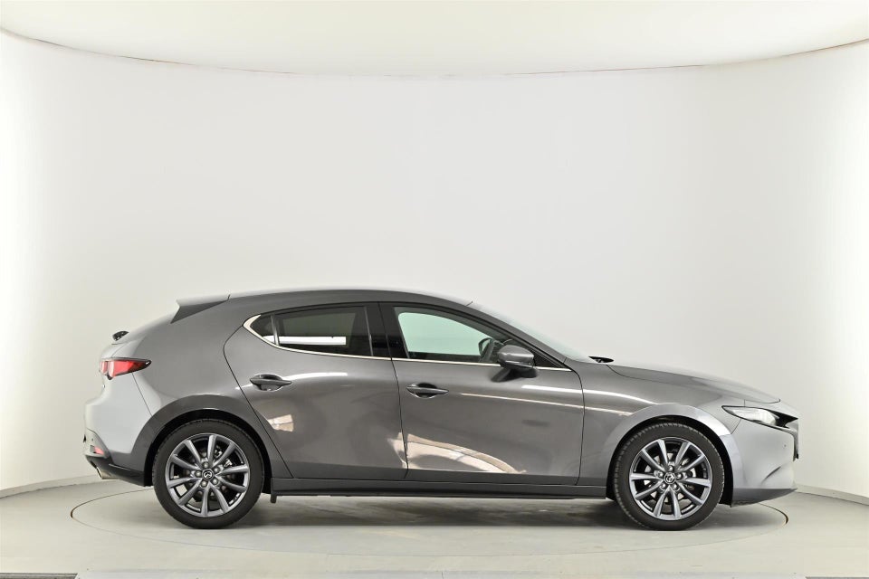 Mazda 3 2,0 e-SkyActiv-G 150 Sky Style aut. 5d