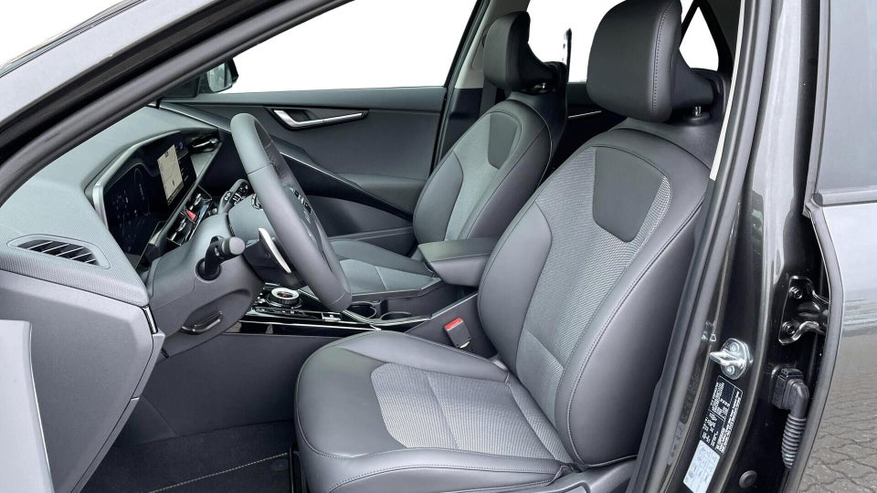 Kia Niro 64 EV Prestige 5d