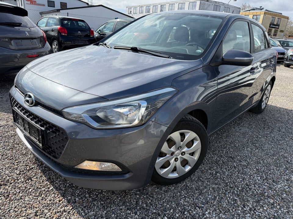 Hyundai i20 1,25 Trend 5d