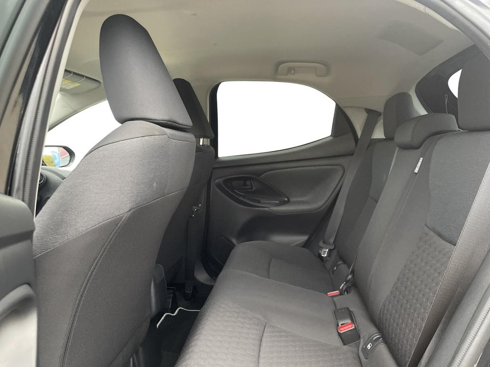 Toyota Yaris 1,5 Hybrid H3 Smart e-CVT 5d