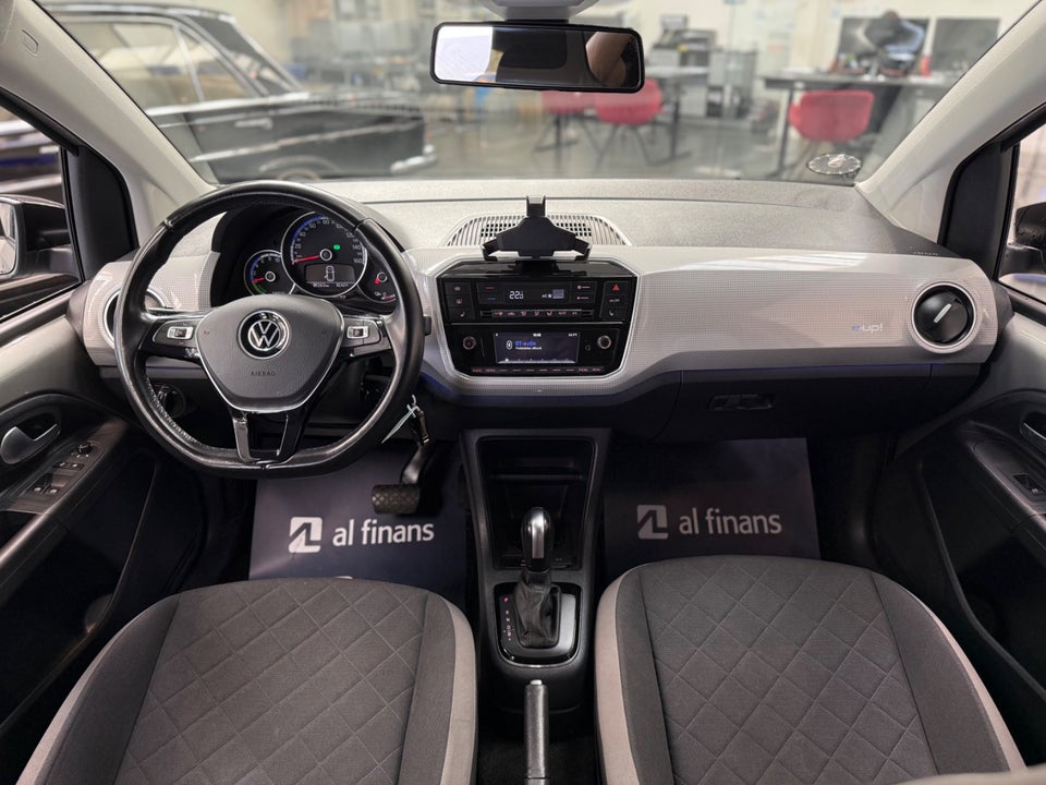 VW e-Up! Style Plus 5d