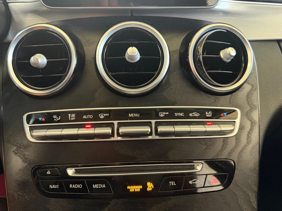 Mercedes C220 d 2,2 AMG Line stc. aut. 5d
