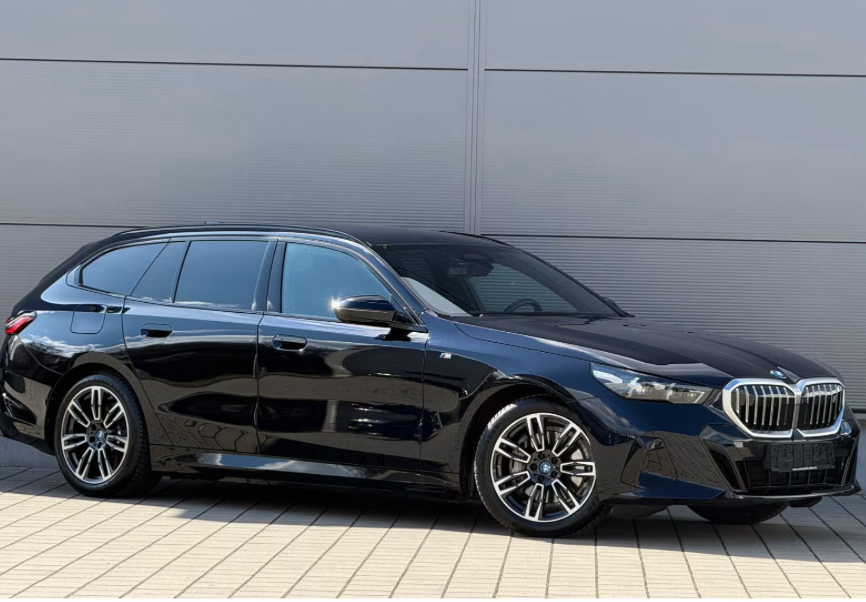 BMW i5 eDrive40 Touring M-Sport 5d