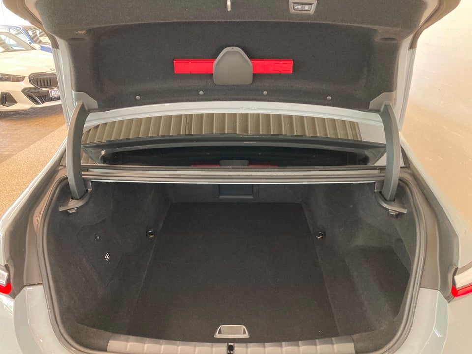 BMW i7 xDrive60 M-Sport 4d
