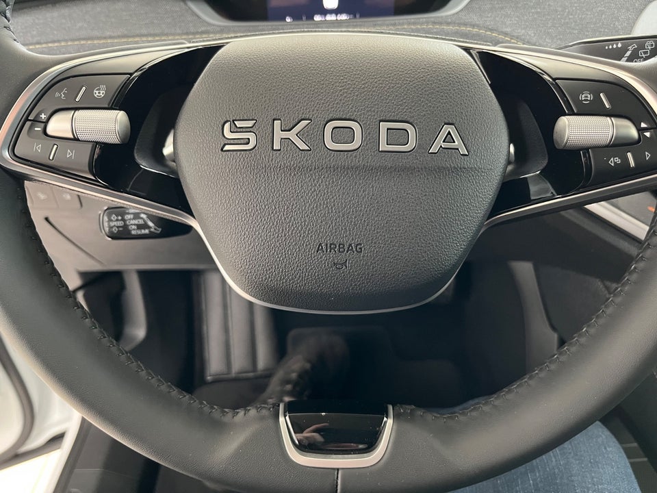 Skoda Elroq 85 iV Advanced 5d
