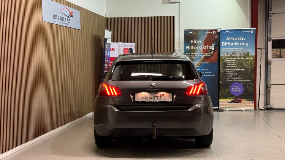 Peugeot 308 1,2 e-THP 130 Allure Sky 5d