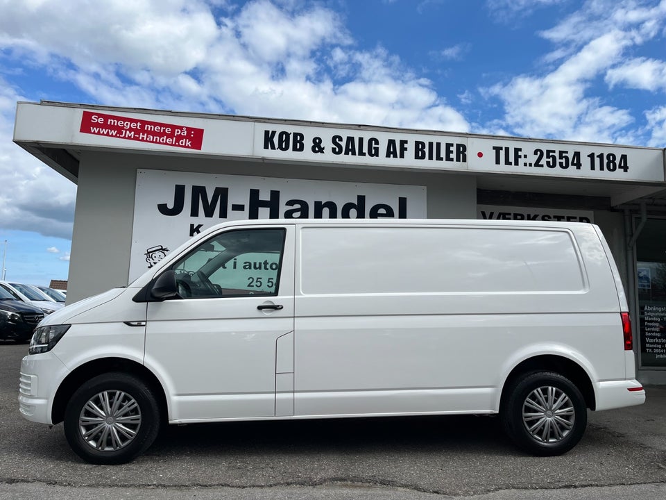 VW Transporter 2,0 TDi 150 Kassevogn DSG lang
