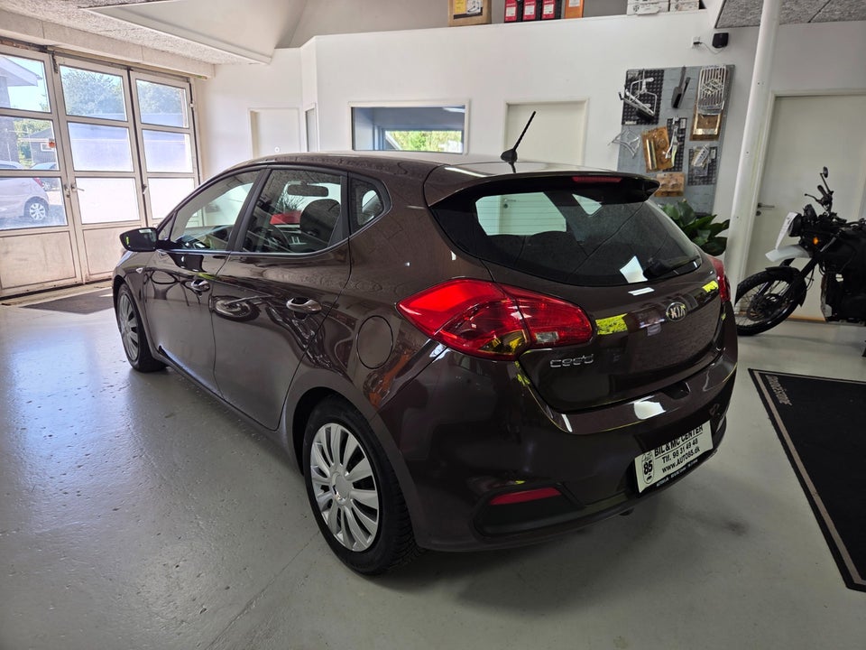 Kia Ceed 1,4 CVVT Active+ 5d