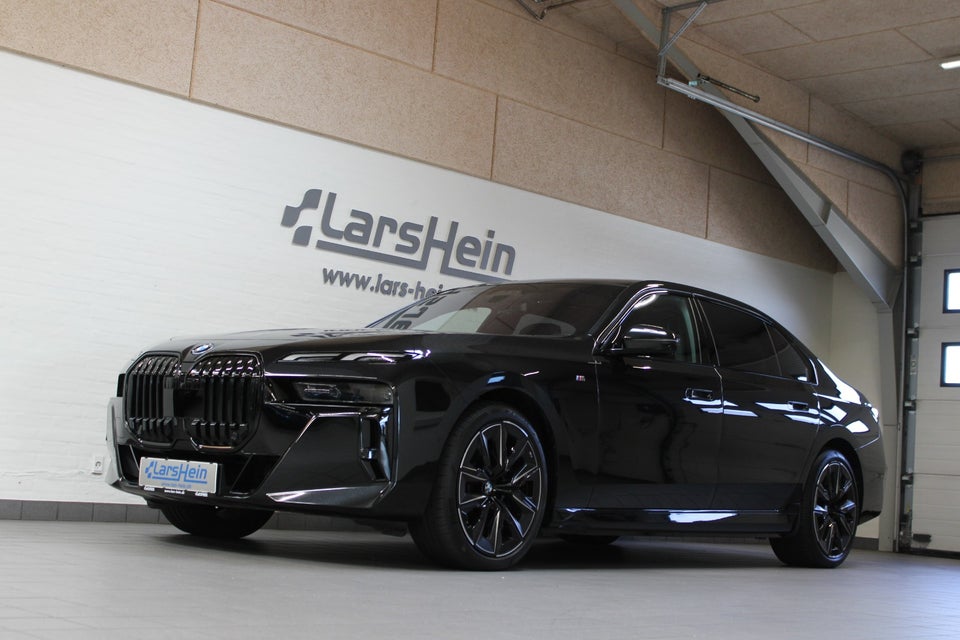 BMW i7 eDrive50 M-Sport 4d
