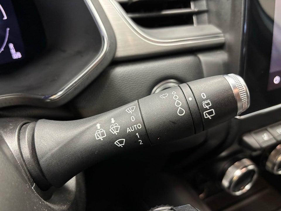 Renault Captur 1,6 E-Tech Intens 5d