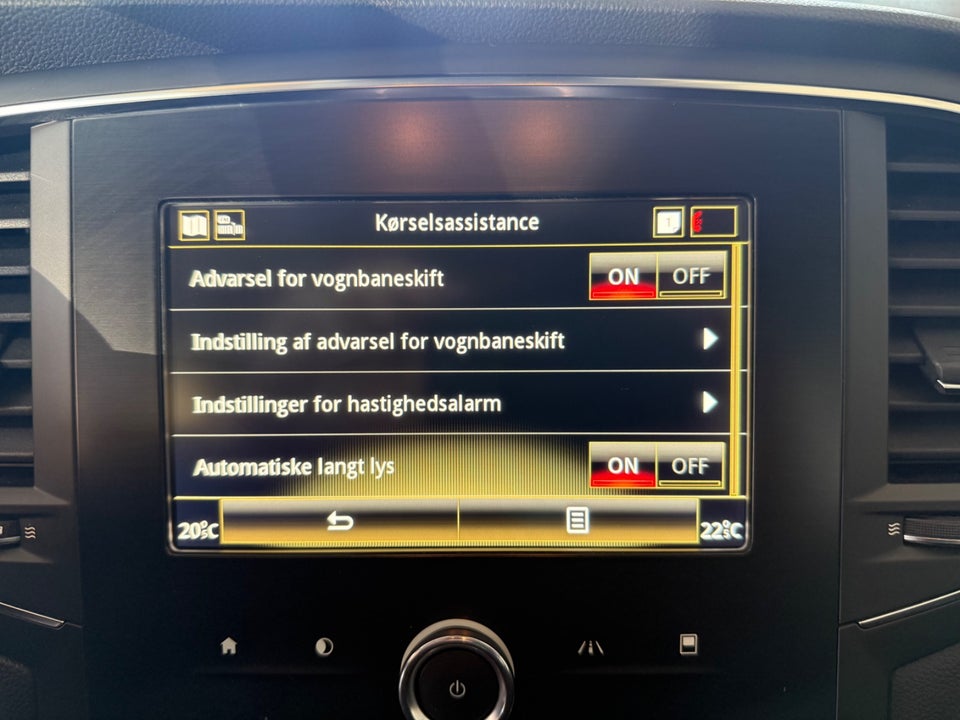 Renault Megane IV 1,3 TCe 140 Zen Sport Tourer EDC 5d