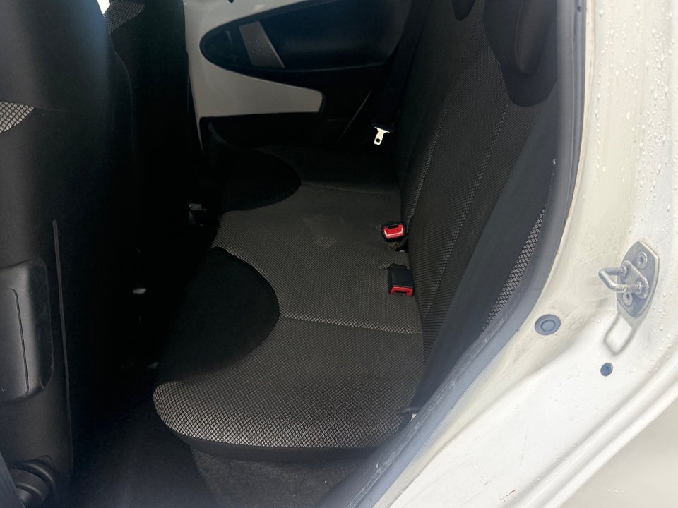 Toyota Aygo 1,0 VVT-i T2 5d