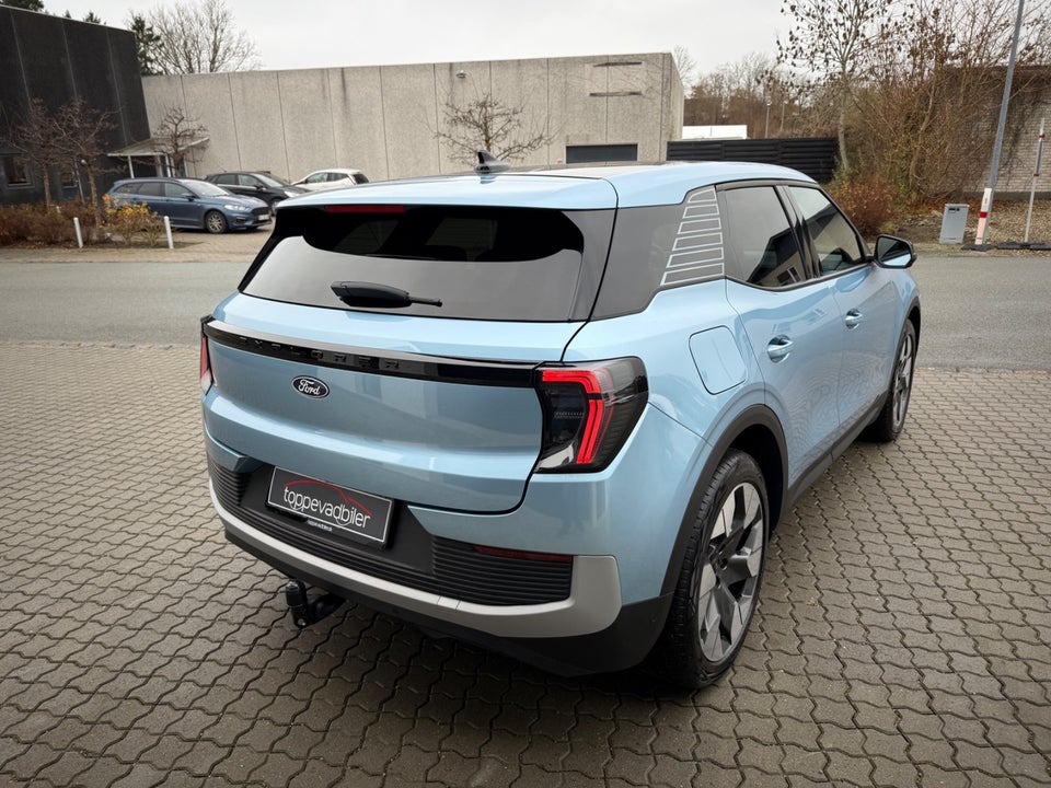 Ford Explorer 82 Premium Extended Range 5d