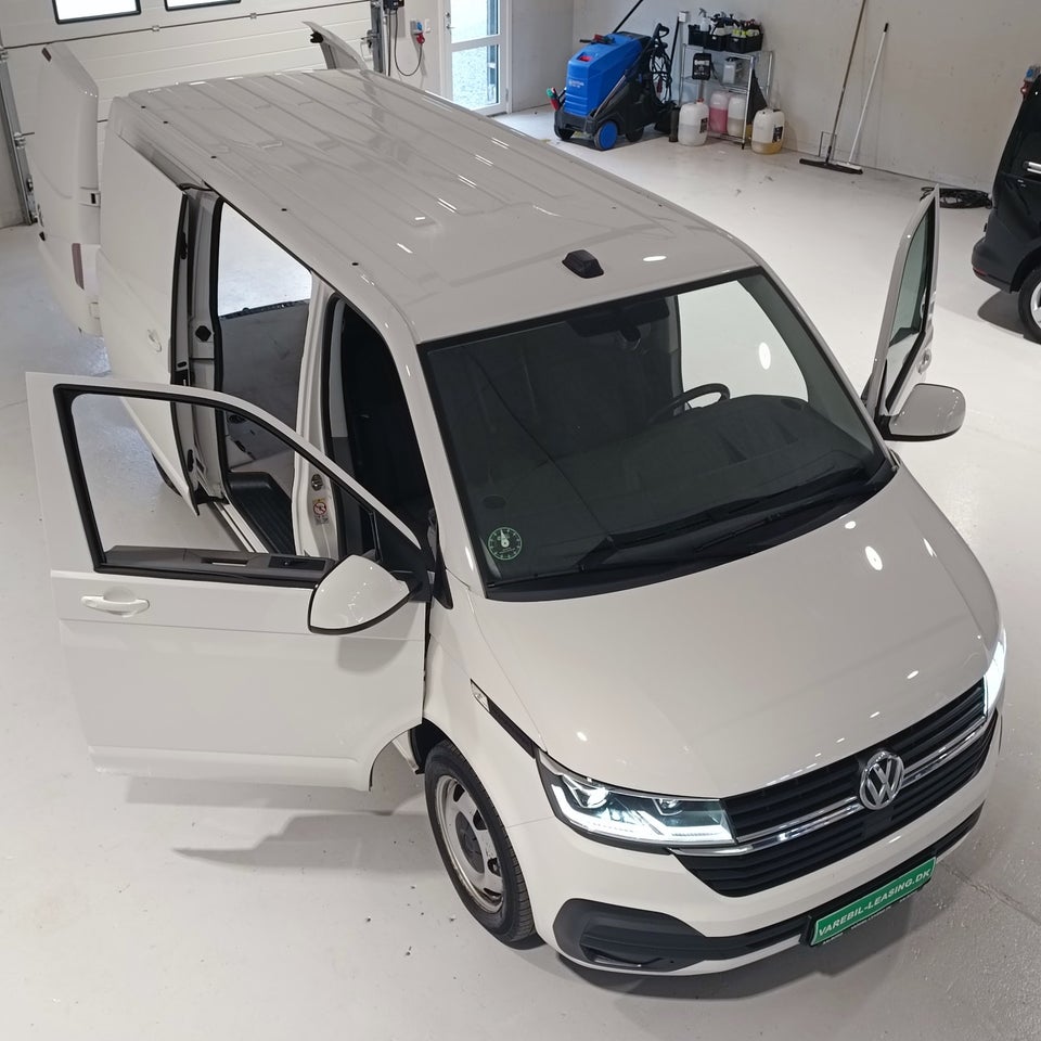 VW Transporter 2,0 TDi 204 Kassevogn DSG lang