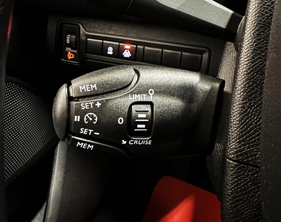 Peugeot 308 1,5 BlueHDi 130 Style 5d