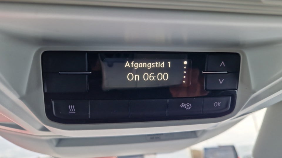 VW Crafter 35 2,0 TDi 177 Kassevogn L3H2 aut.