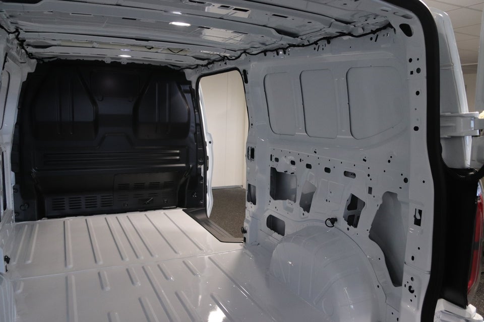 Ford E-Transit Custom 340L 64 Trend