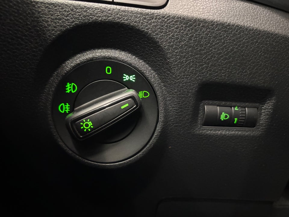 Skoda Fabia 1,0 MPi 75 Ambition 5d