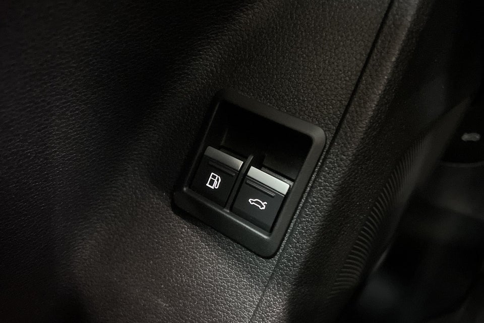 Audi Q3 45 TFSi e Attitude plus S-tr. 5d