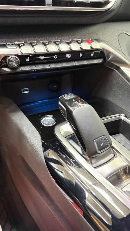 Peugeot 3008 1,2 PureTech 130 GT Line EAT8 5d