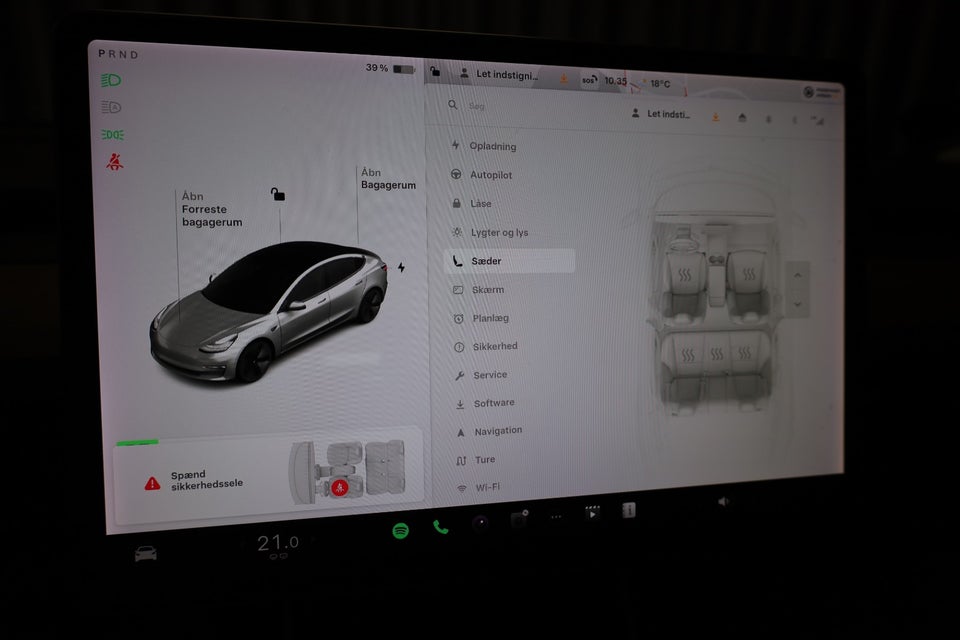 Tesla Model 3 Long Range AWD 4d