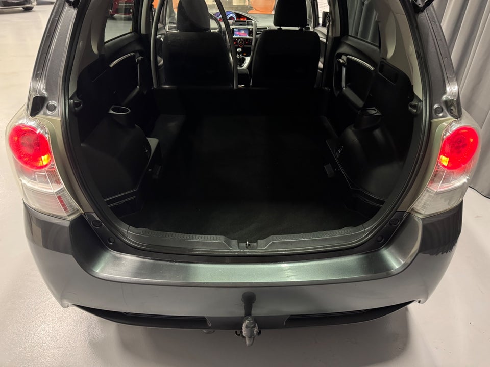 Toyota Sportsvan 1,6 D-4D T2 Touch 5d