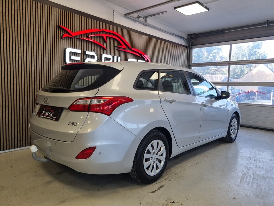 Hyundai i30 1,6 CRDi 110 Active+ CW 5d