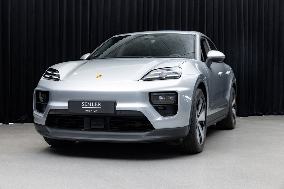 Porsche Macan 4 5d