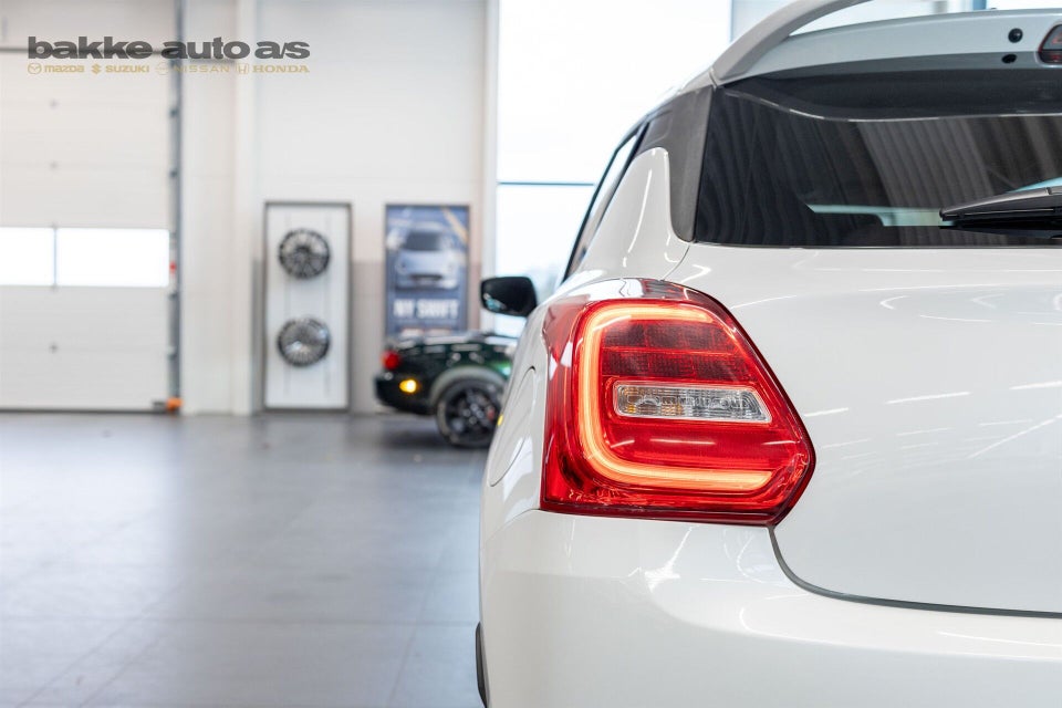 Suzuki Swift 1,0 Boosterjet SHVS Exclusive 5d