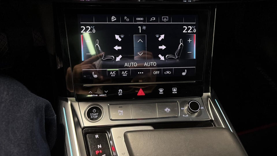 Audi Q8 e-tron 55 Prestige Sportback quattro 5d