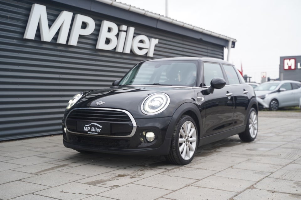 MINI Cooper 1,5 Essential aut. 5d