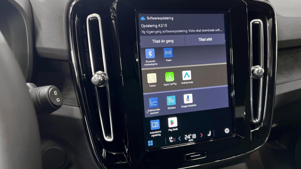 Volvo XC40 P6 ReCharge Core 5d