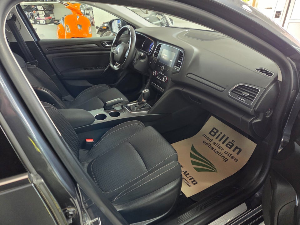 Renault Megane IV 1,3 TCe 140 Zen Sport Tourer EDC 5d