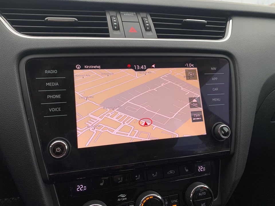 Skoda Octavia 2,0 TDi 150 Ambition Combi DSG 5d