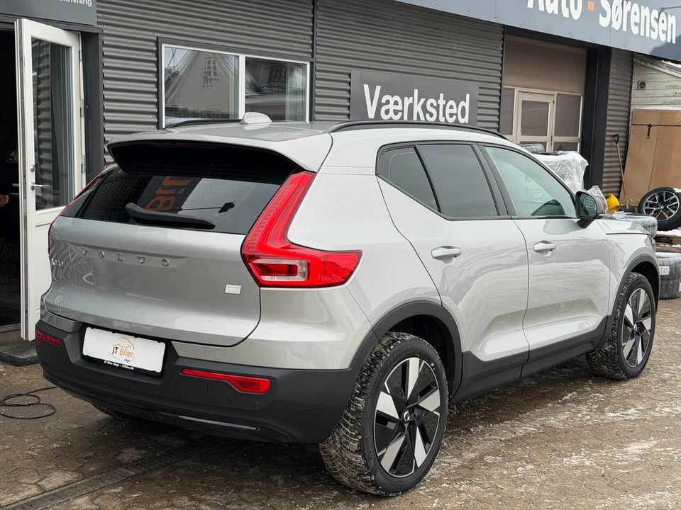 Volvo XC40 ReCharge Extended Range Plus 5d