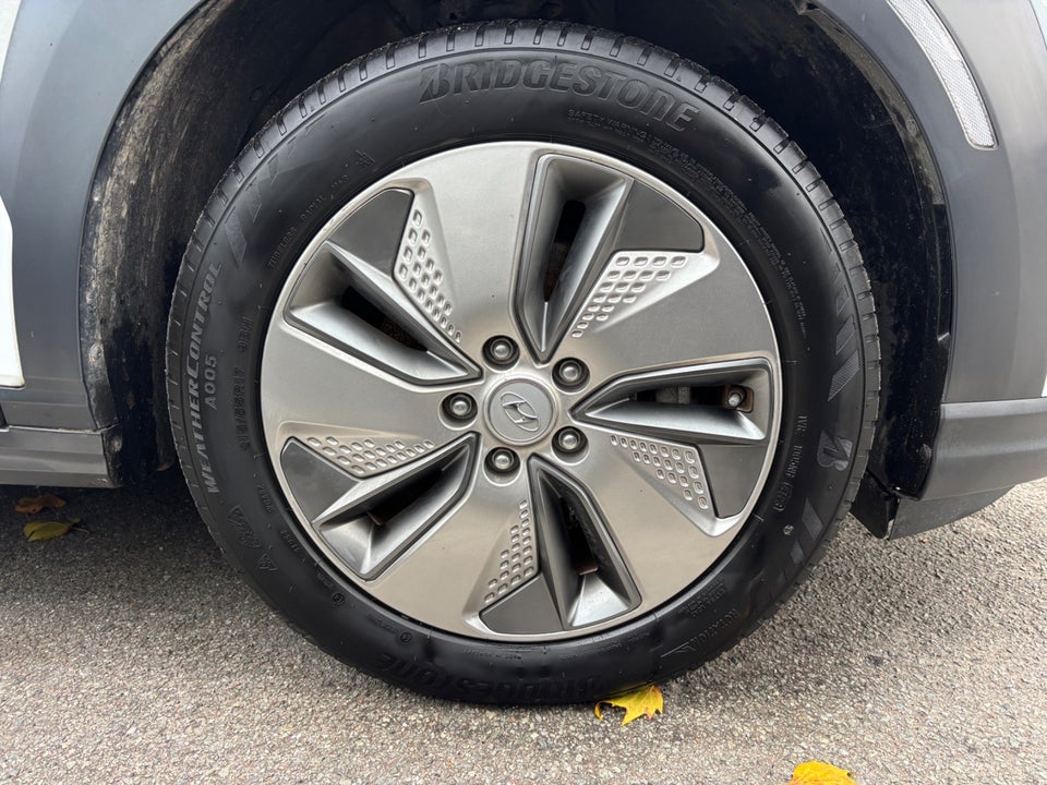 Hyundai Kona 39 EV Advanced 5d