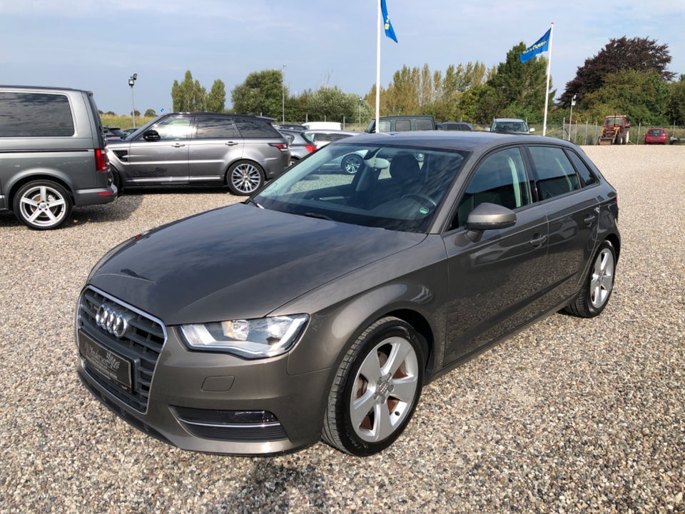 Audi A3 1,4 TFSi 122 Ambition Sportback 5d