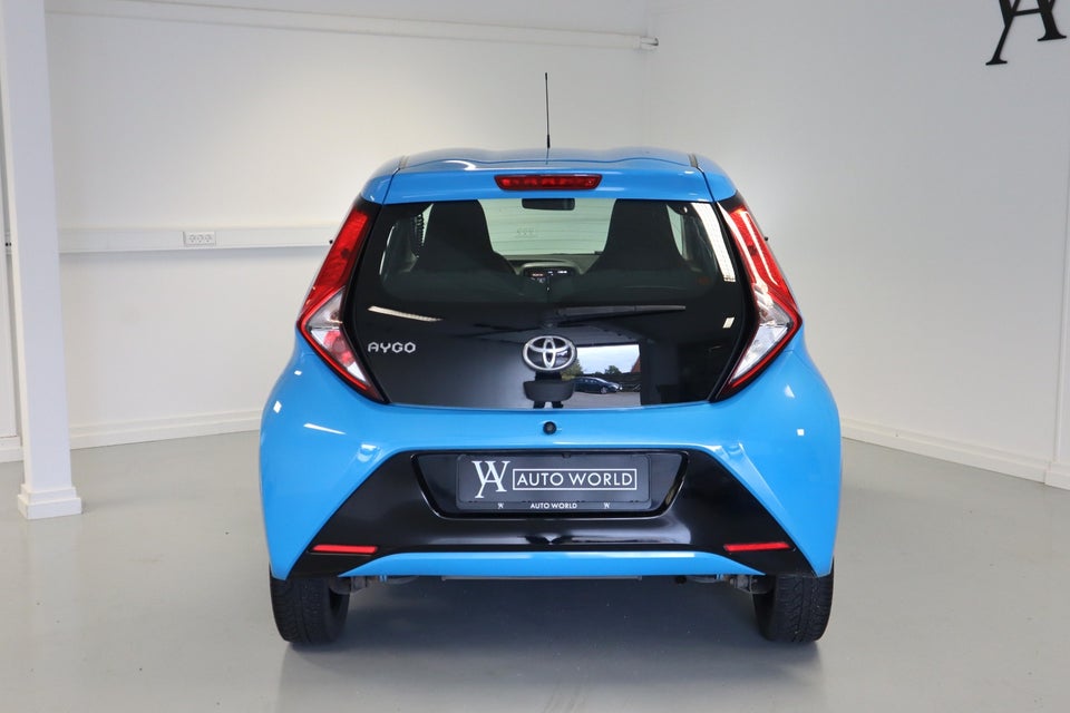 Toyota Aygo 1,0 VVT-i x-pression 5d