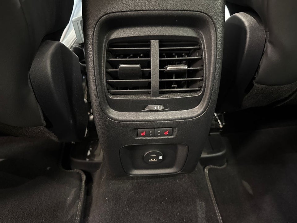 Ford Kuga 2,5 PHEV Vignale CVT 5d